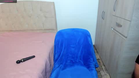 Snapshot of emilypink_1 chatting on 06-02-26, 11:34 Emily online show from 06-02-26, 11:34