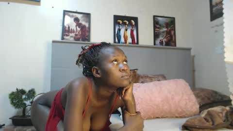 Snapshot of emilyposha chatting on 02-20-25, 06:13 Emilly online show from 02-20-25, 06:13