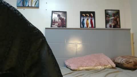 Snapshot of emilyposha chatting on 03-02-25, 08:50 Emilly online show from 03-02-25, 08:50