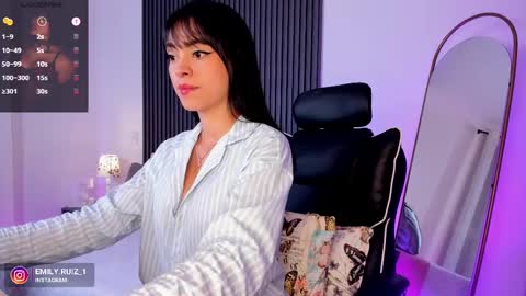 Emily online show from 02-18-25, 11:33