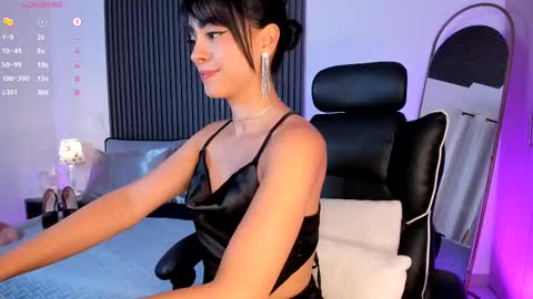 Emily online show from 03-11-25, 05:35