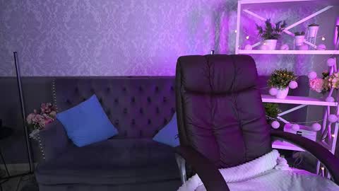  MY NAME IS Emily WELCOME EVERYONE I WILL BE HAPPY TO GIVE YOU WHAT YOU HAVE DREAMED OF FOR SO LONG online show from 10-08-25, 06:44