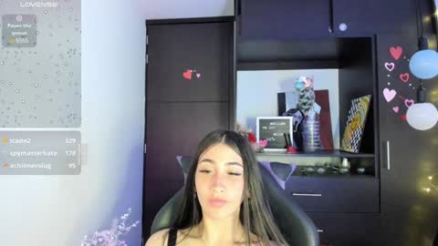 Snapshot of emilytafur chatting on 02-01-25, 03:08 Emy online show from 02-01-25, 03:08