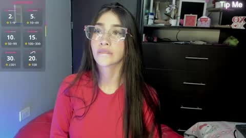 Emy online show from 04-18-26, 12:03