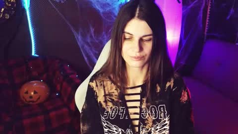 Emily online show from 11-01-25, 02:02