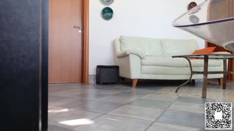 Snapshot of emilyweed chatting on 12-11-24, 09:19 Emily ---- online show from 12-11-24, 09:19