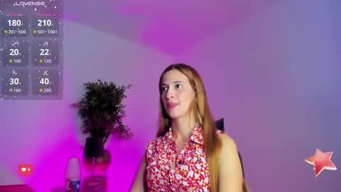 Snapshot of emilywillis8 chatting on 09-26-25, 02:10 E M I L Y online show from 09-26-25, 02:10