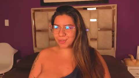 Snapshot of emilyy_cooperr chatting on 07-14-26, 12:11 emilyy_cooperr online show from 07-14-26, 12:11