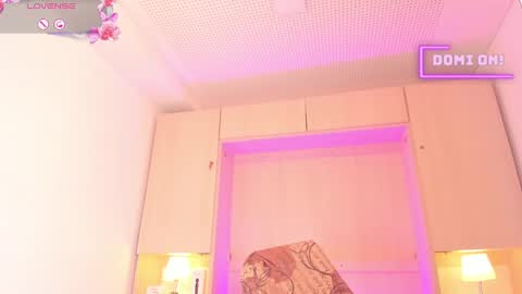 Snapshot of emilyystuart chatting on 01-17-25, 09:39 Emily online show from 01-17-25, 09:39