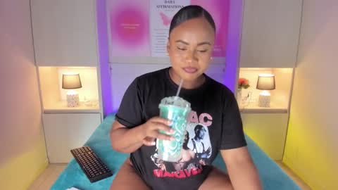 Emily online show from 12-20-25, 08:16