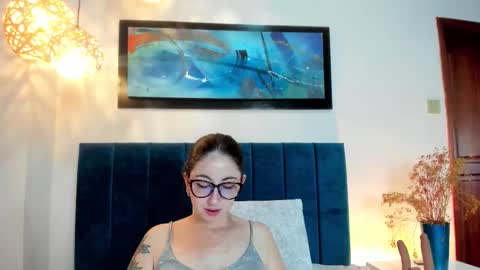 Emilyy Watson online show from 12-14-25, 03:06