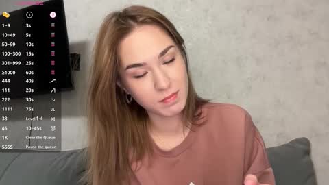 Snapshot of eminemswife chatting on 11-17-25, 04:24 Nadya online show from 11-17-25, 04:24