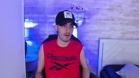 emir_ozan online show from 02-10-26, 07:51