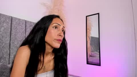 Emily online show from 08-04-26, 07:27