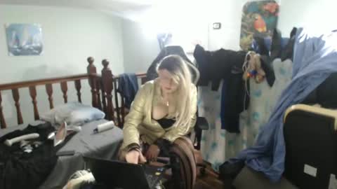 Snapshot of emma671 chatting on 02-05-25, 07:07 emma online show from 02-05-25, 07:07