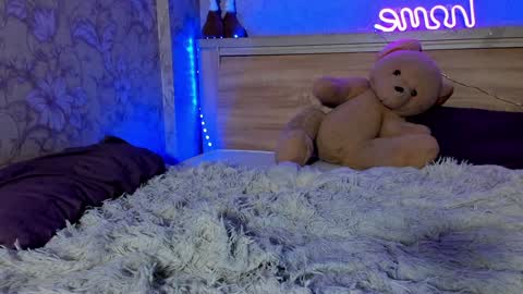 Emma online show from 12-29-24, 05:21