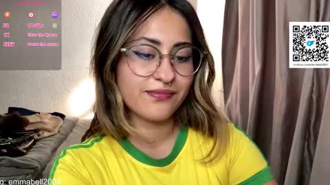 Snapshot of emma__bell_ chatting on 02-12-26, 08:26 Emma Is here online show from 02-12-26, 08:26