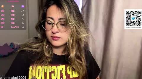 Snapshot of emma__bell_ chatting on 02-14-26, 02:03 Emma Is here online show from 02-14-26, 02:03