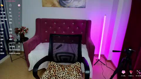Snapshot of emma__rosss chatting on 06-29-26, 02:07 emma__rosss online show from 06-29-26, 02:07