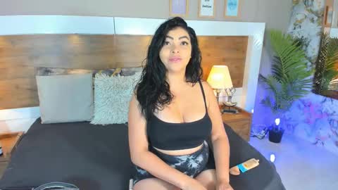 Emma  online show from 02-13-25, 12:00