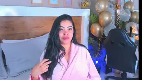 Emma  online show from 04-12-26, 11:48