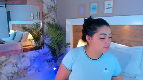 Snapshot of emma_bakker_ chatting on 07-05-26, 07:59 Emma online show from 07-05-26, 07:59