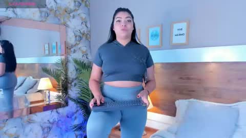 Snapshot of emma_bakker_ chatting on 07-17-26, 05:36 Emma online show from 07-17-26, 05:36