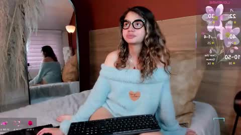 Emma Bloom online show from 12-19-25, 04:03