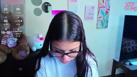 Snapshot of emma_boo_ chatting on 06-19-26, 02:54 emma_boo_ online show from 06-19-26, 02:54