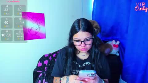 Snapshot of emma_boo_ chatting on 07-03-26, 02:56 emma_boo_ online show from 07-03-26, 02:56