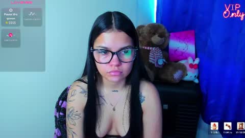 Snapshot of emma_boo_ chatting on 07-06-26, 03:14 emma_boo_ online show from 07-06-26, 03:14