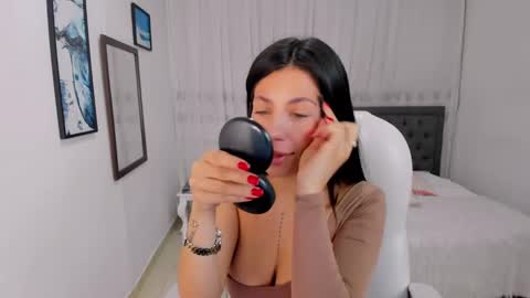 Emma online show from 01-22-25, 11:34