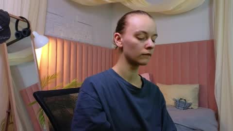 Snapshot of emma_chaser chatting on 04-23-26, 01:29 emma_chaser online show from 04-23-26, 01:29