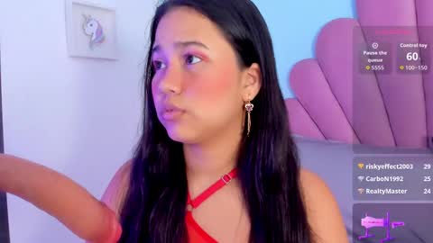 Snapshot of emma_clarke_ chatting on 09-25-25, 03:54 emma online show from 09-25-25, 03:54