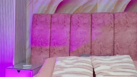 Emma online show from 05-22-26, 03:13