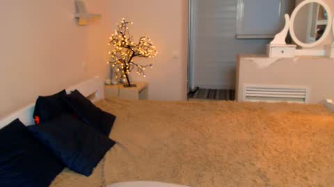 Snapshot of emma_dorn chatting on 01-21-25, 02:26 Eva online show from 01-21-25, 02:26