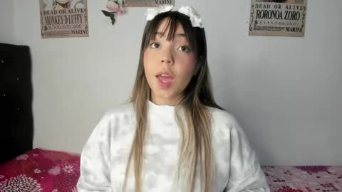 Snapshot of emma_grayys chatting on 06-07-26, 06:22 emma_grayys online show from 06-07-26, 06:22