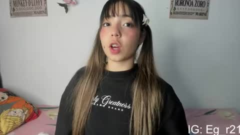 Snapshot of emma_grayys chatting on 06-17-26, 10:39 emma_grayys online show from 06-17-26, 10:39