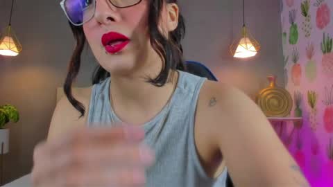 E M M A online show from 04-10-26, 02:39