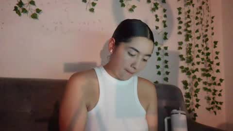 Snapshot of emma_johnson_ chatting on 01-15-25, 02:27 emma_johnson_ online show from 01-15-25, 02:27