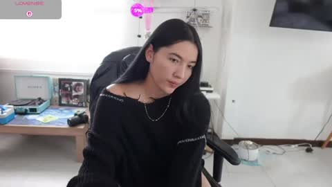 Snapshot of emma_johnson_ chatting on 06-23-26, 04:27 emma_johnson_ online show from 06-23-26, 04:27