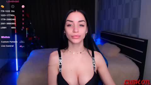 Emma online show from 02-10-25, 01:33