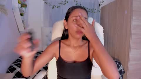 Emma online show from 12-01-25, 07:19