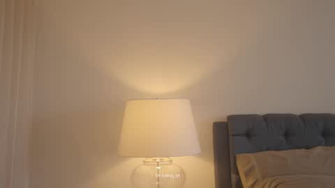 emma_lu1 online show from 03-19-26, 03:27