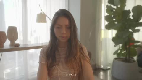 emma_lu1 online show from 04-14-26, 10:16