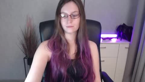 emma online show from 12-04-25, 07:39