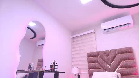 emma online show from 12-19-25, 12:01