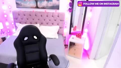 Emma Monserratt online show from 03-01-25, 09:51