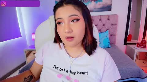 Emma Monserratt online show from 09-30-25, 07:52