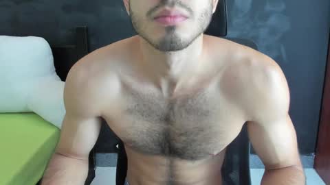 Snapshot of emma_muscle_ chatting on 03-05-25, 12:00 emma online show from 03-05-25, 12:00